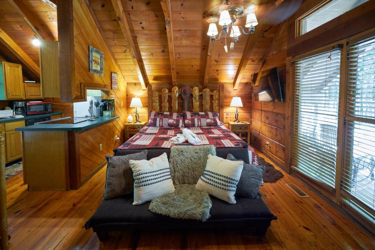 Gatlinburg Area Hottub Cabin - Ladyslipper Sevierville Buitenkant foto