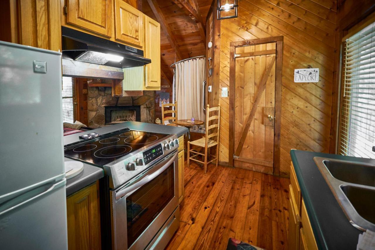 Gatlinburg Area Hottub Cabin - Ladyslipper Sevierville Buitenkant foto